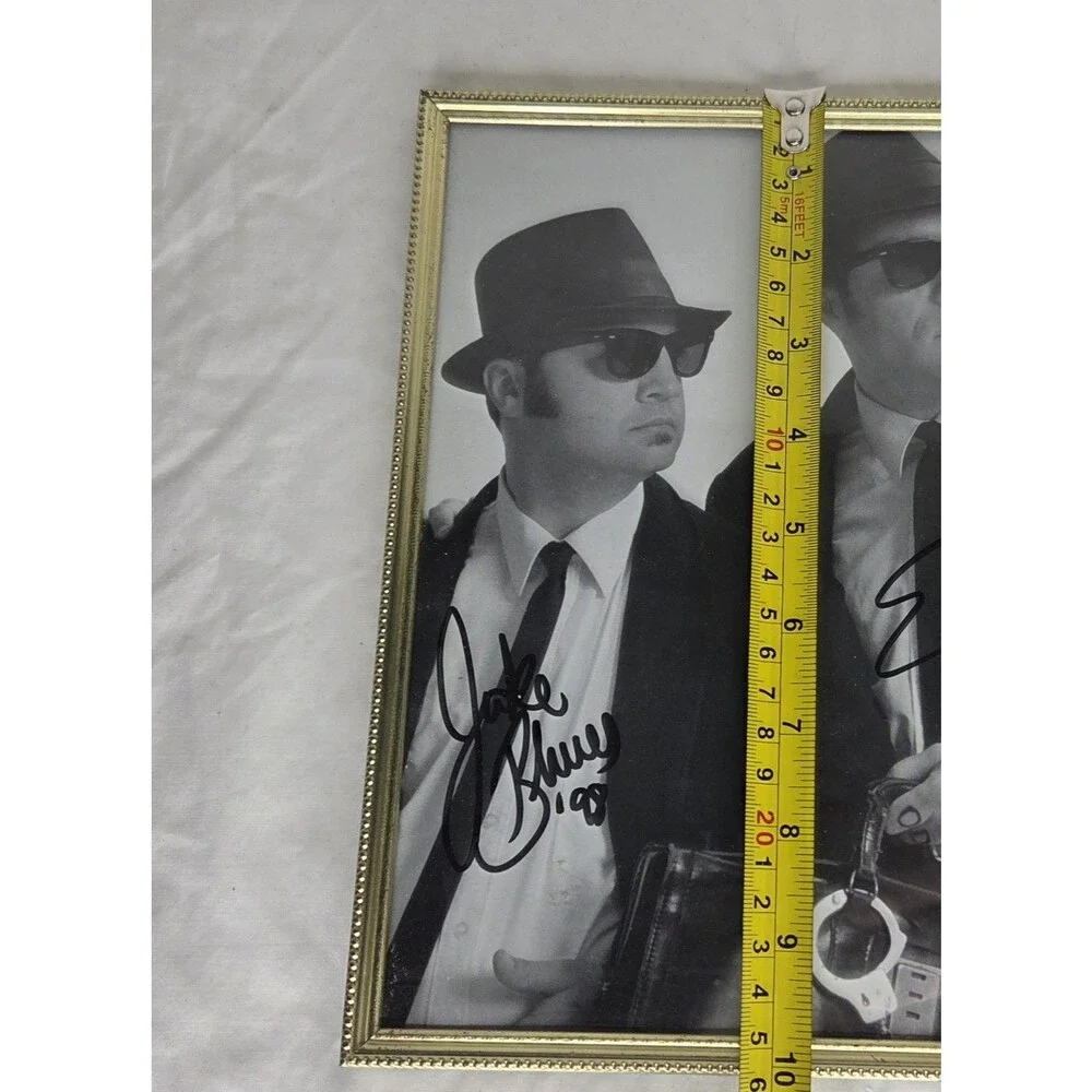 The Blues Brothers Framed 8x10 Photo Facsimile Autograph Jake Elwood Wall Decor